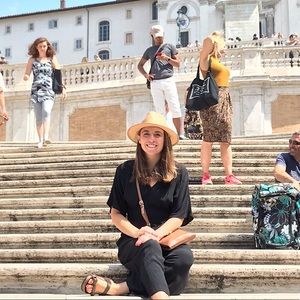 Meet your Posher, Allison